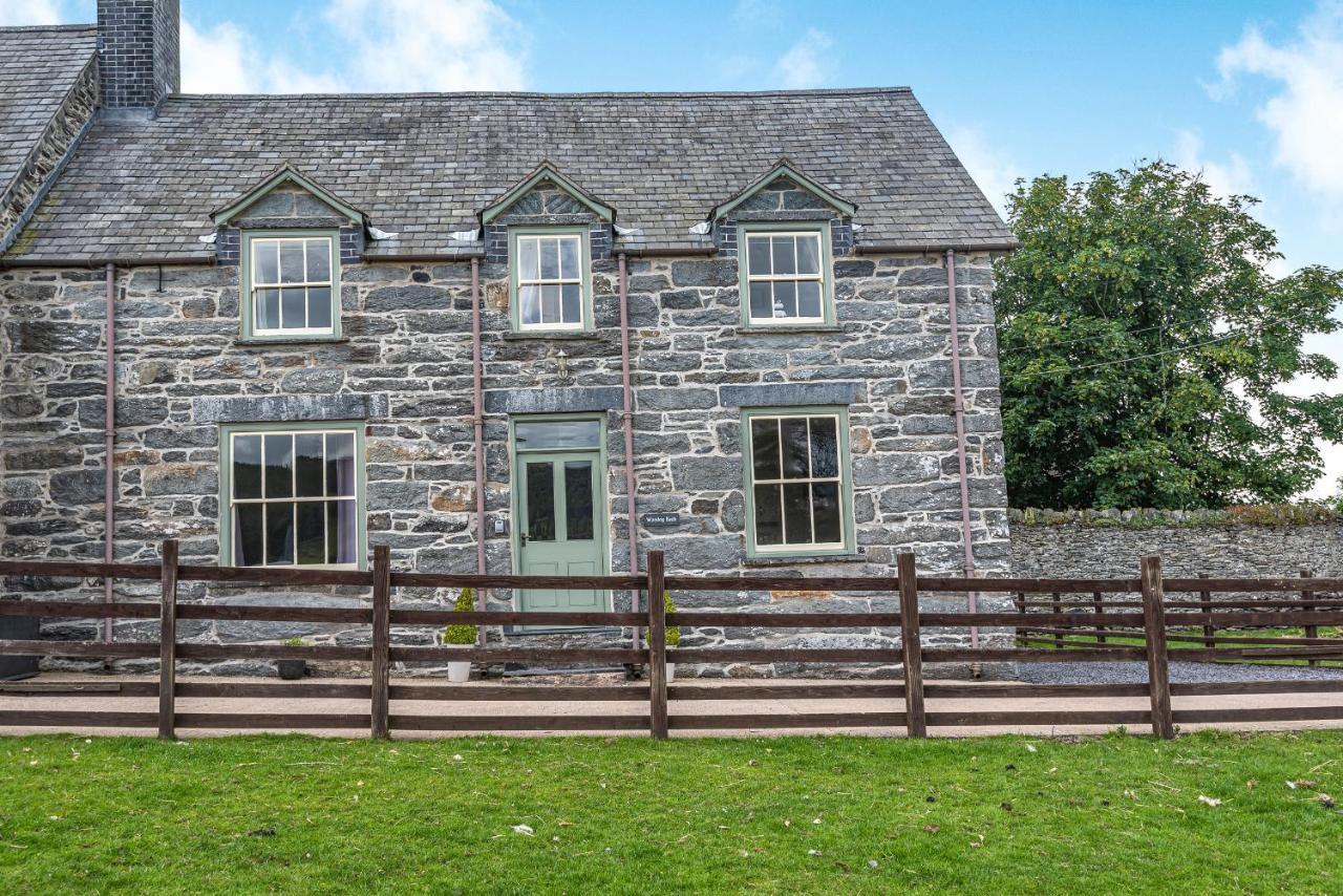 Waedog Bach Llanfor Exterior foto