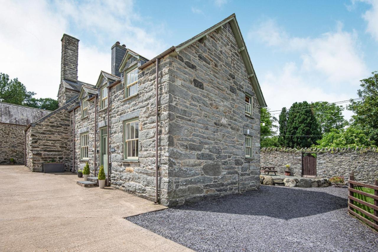 Waedog Bach Llanfor Exterior foto